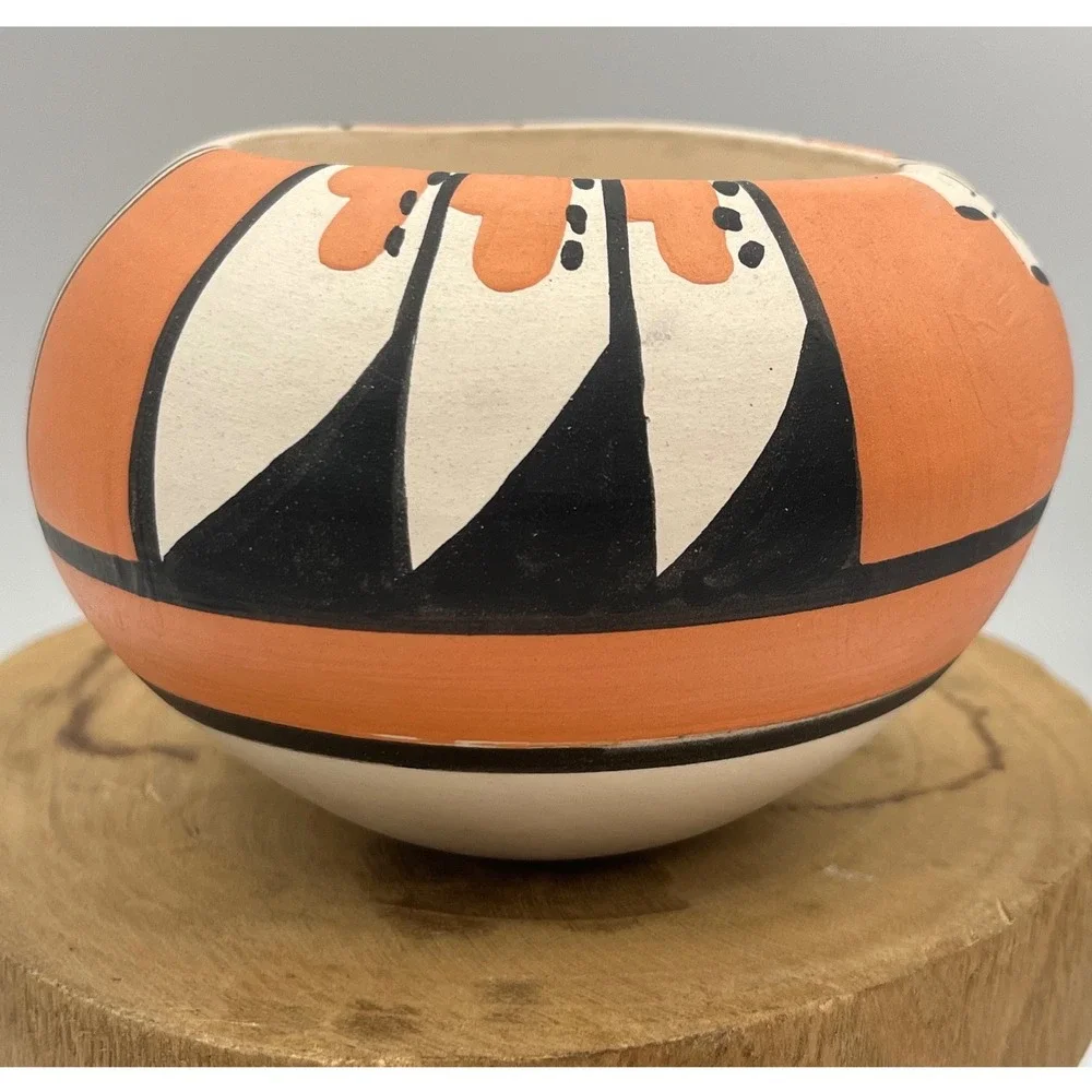 Vintage Betty Selby Desert Pueblo Pottery Bowl Signed‎
